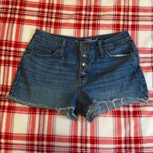 Universal thread blue jean shorts